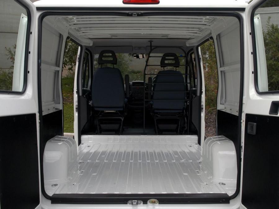  Fiat Ducato Van SWB 2002 года  (AU) (фото 4 из 13)